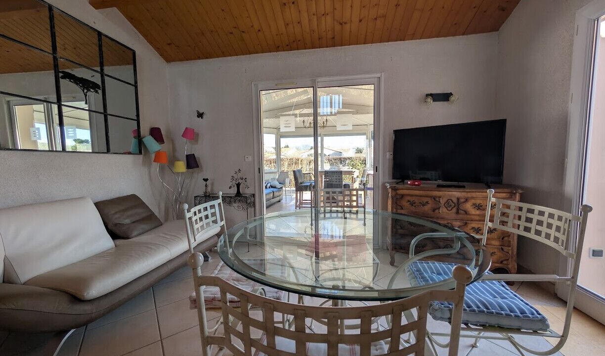 Photo of Livingroom in Saint-Vincent-sur-Jard
