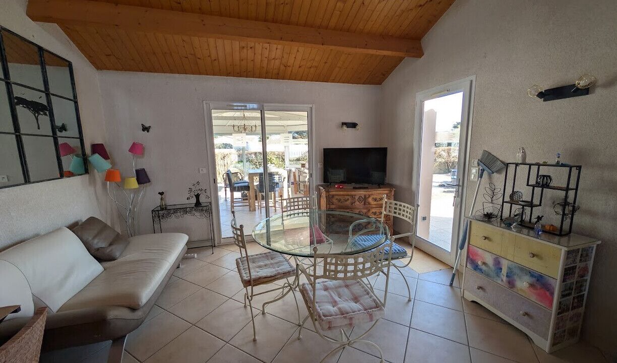 Photo of Livingroom in Saint-Vincent-sur-Jard