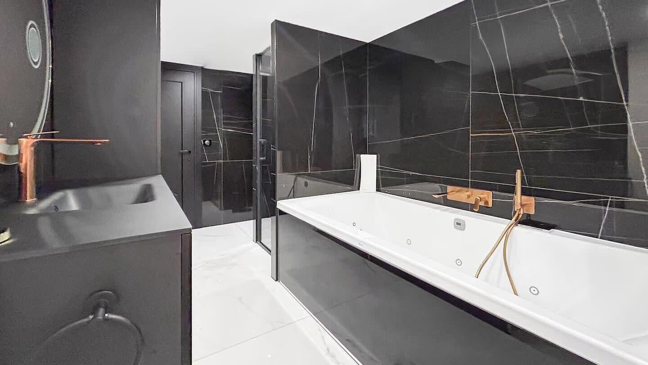 Photo of Bathroom in Aix-les-Bains City Center