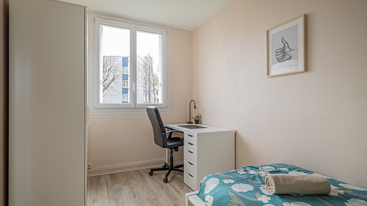Photo of Bedroom in Liberation