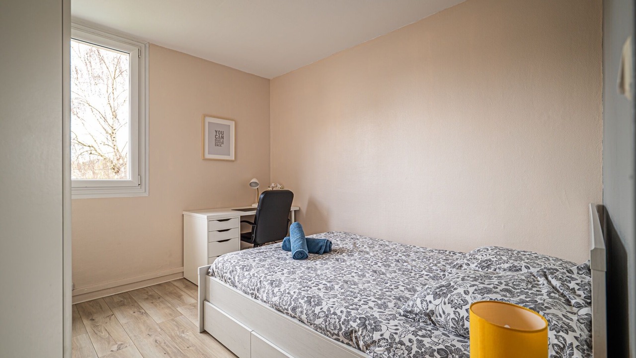 Photo of Bedroom in Liberation