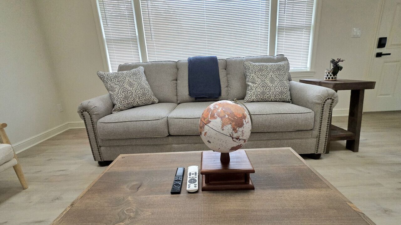 Photo of Livingroom in East Shore