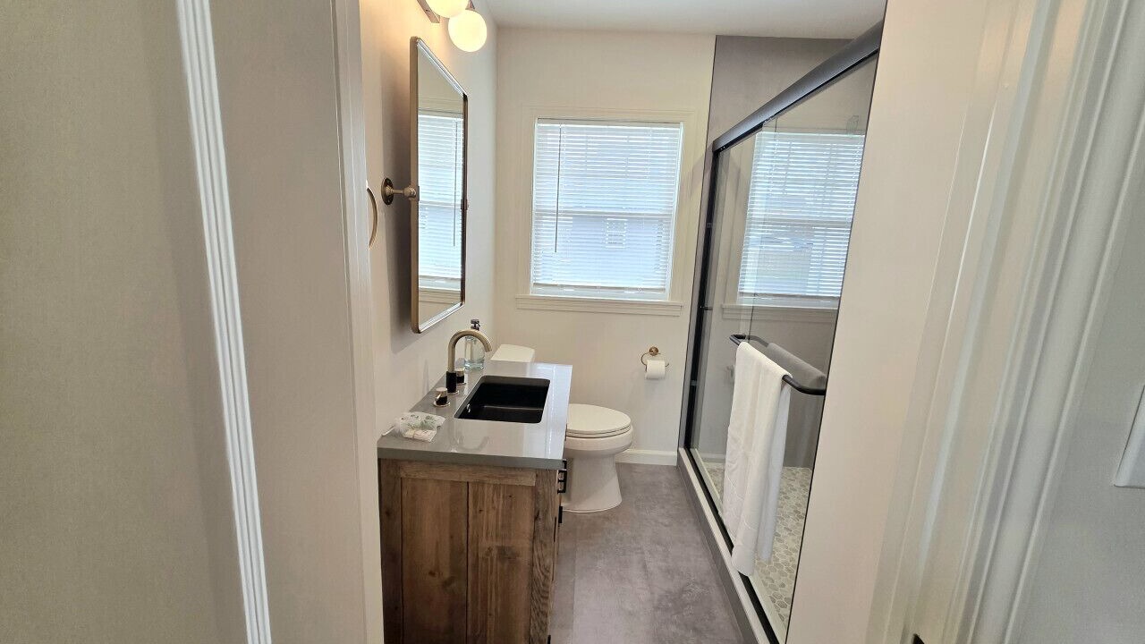 Photo of Bathroom in East Shore