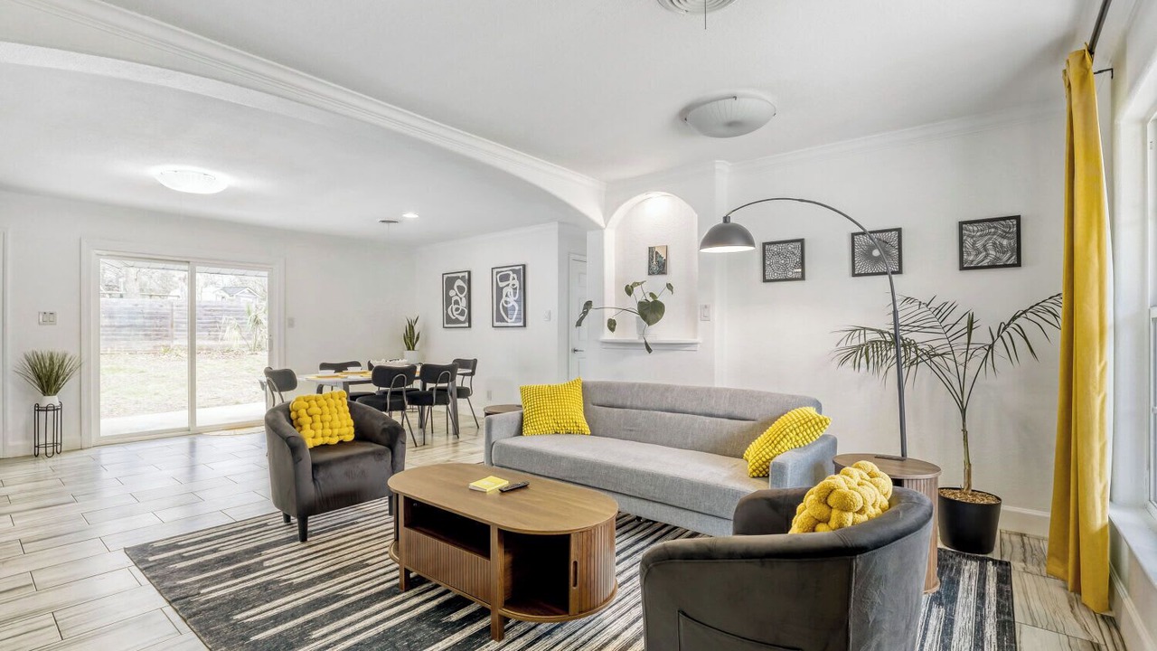 Photo of Bedroom in MLK