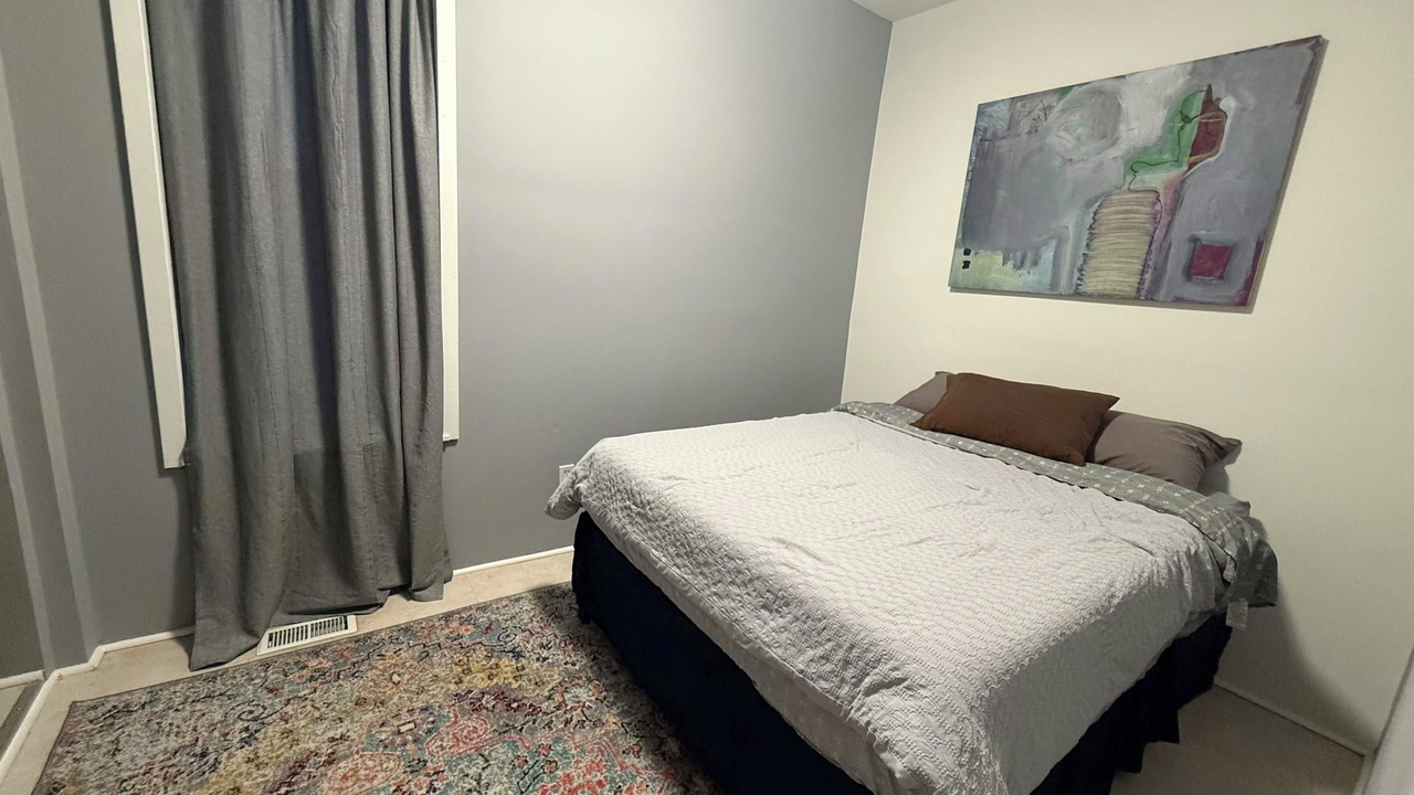 Photo of Bedroom in Lower West Side