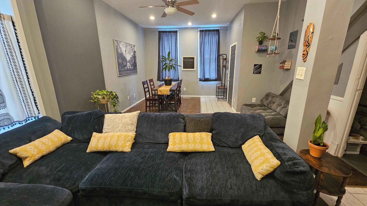 Photo of Livingroom in Lower West Side