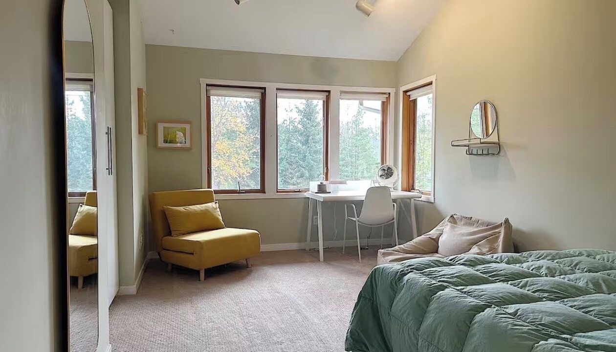 Photo of Bedroom in Charlevoix