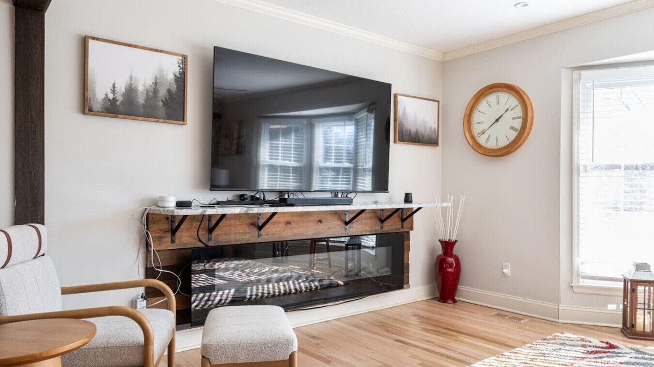 Photo of Livingroom in Shawnee