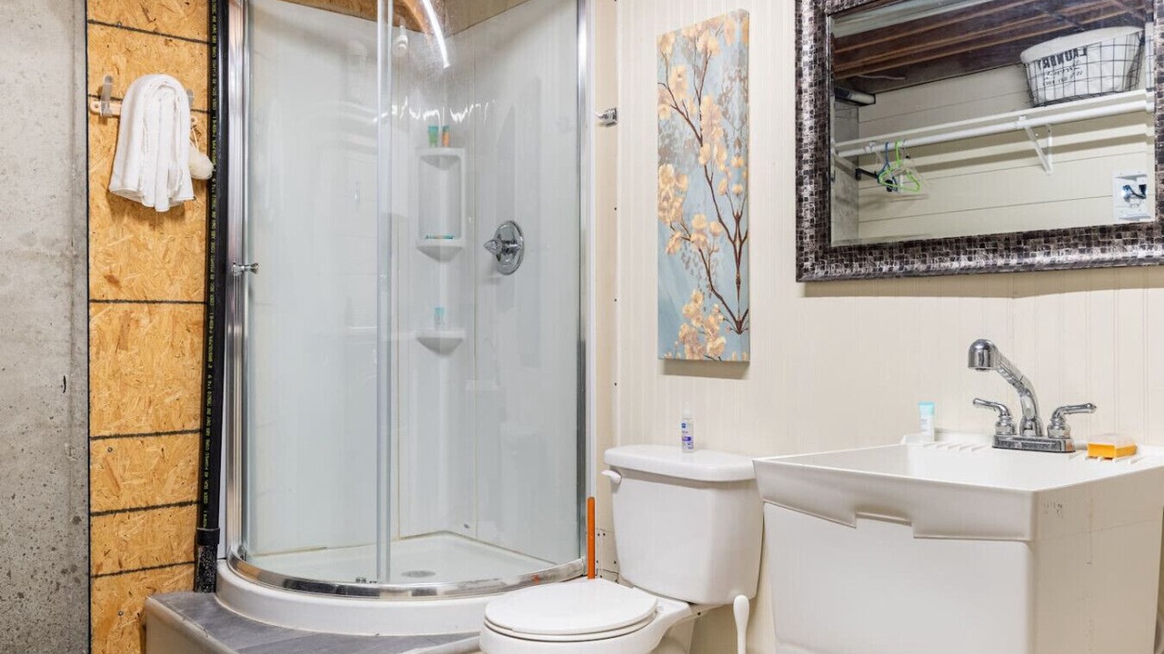 Photo of Bathroom in Shawnee
