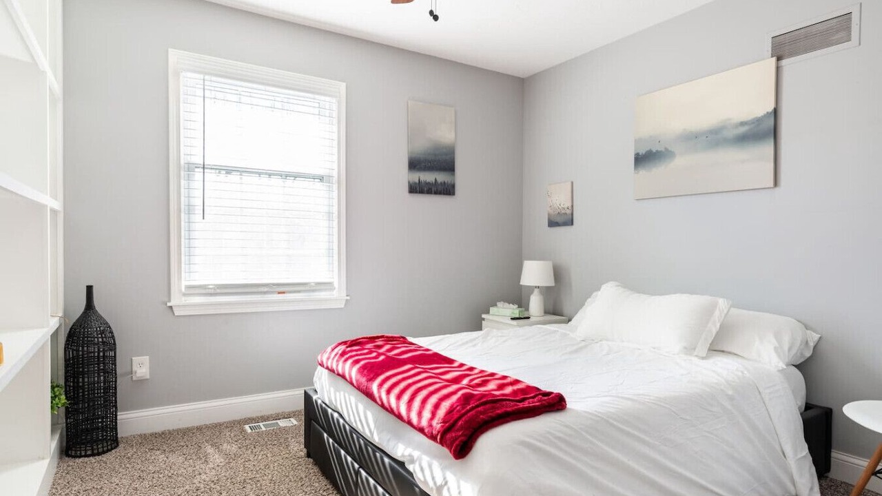 Photo of Bedroom in Shawnee