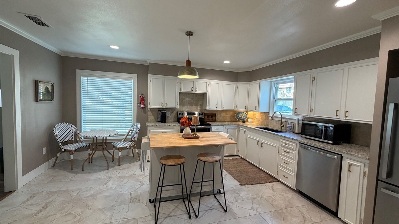 Photo of Kitchen in Sayles Blvd. Area