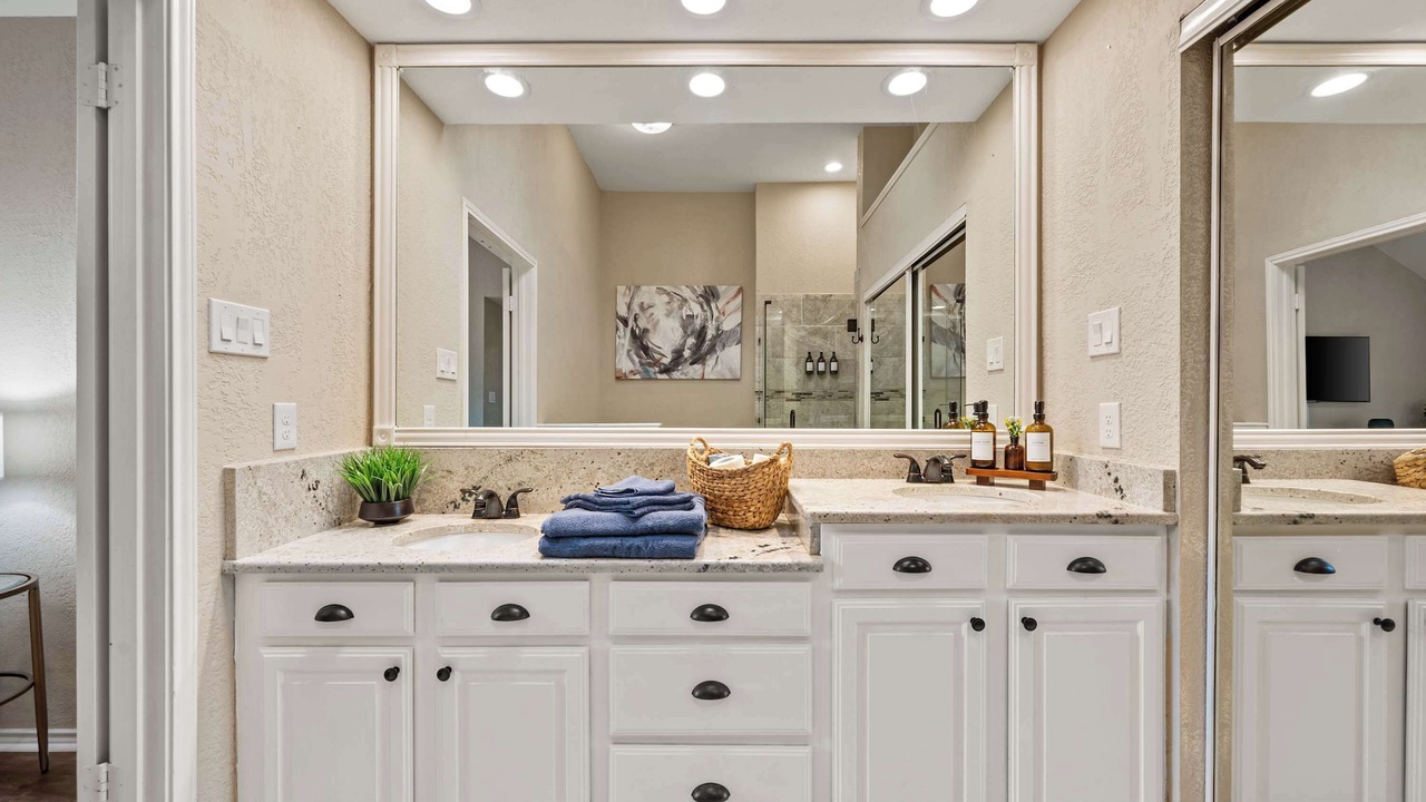 Photo of Bathroom in Euless
