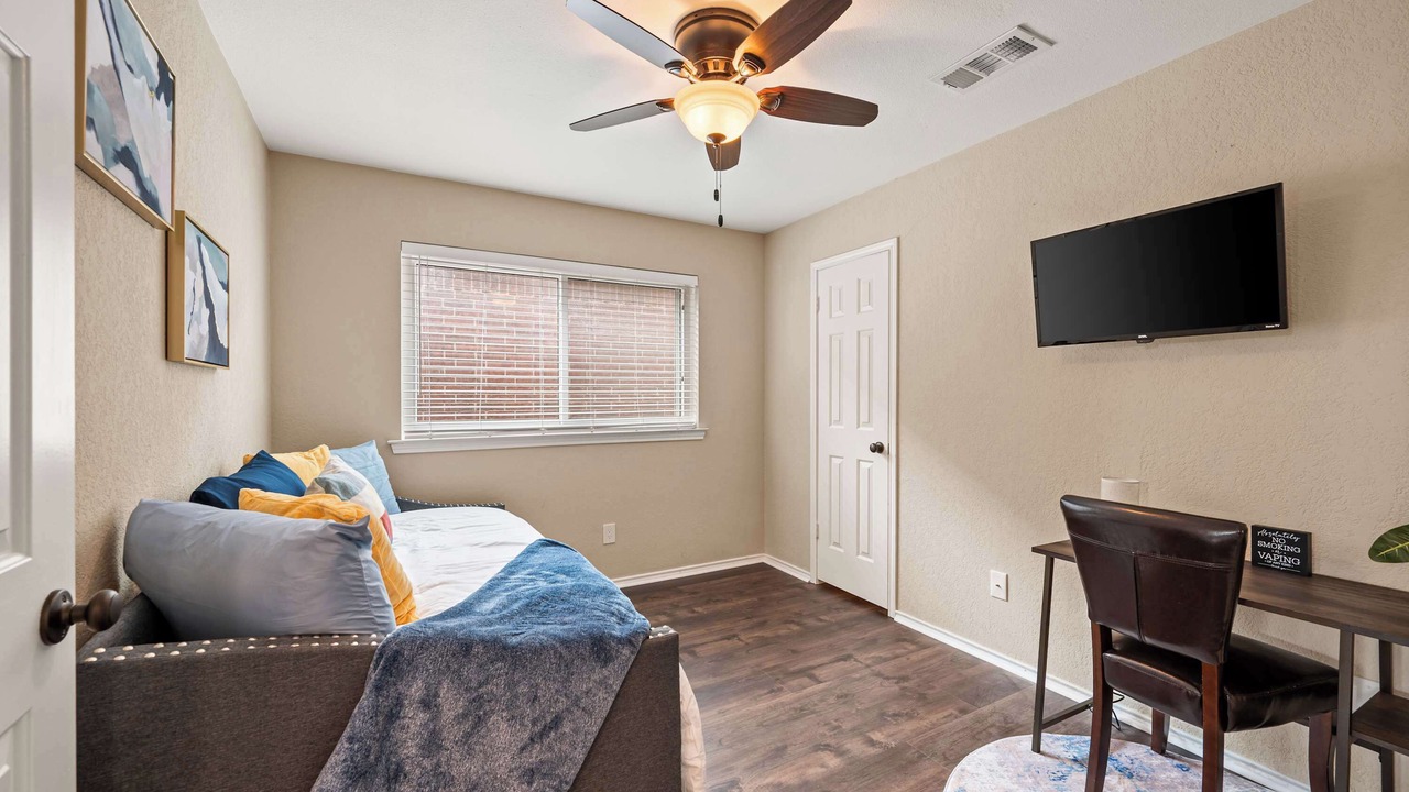 Photo of Bedroom in Euless