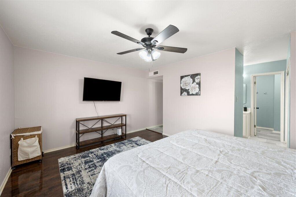 Photo of Bedroom in Euless