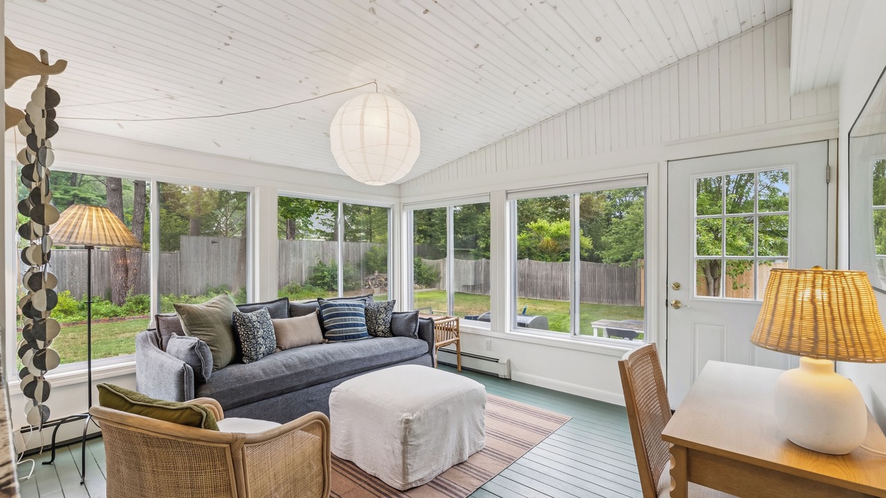 Photo of Livingroom in Portland