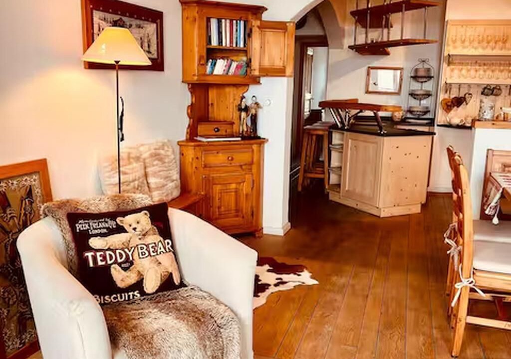 Photo of Livingroom in Noes