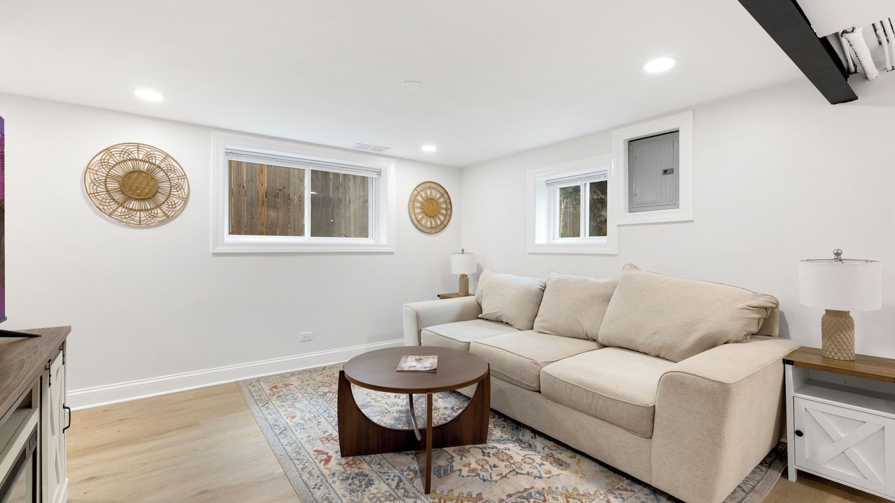 Photo of Livingroom in Brookfield