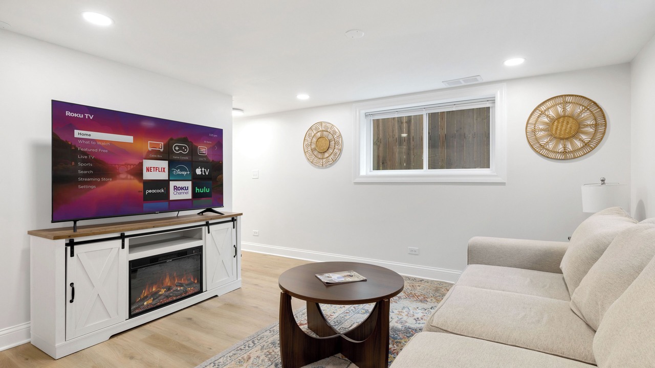 Photo of Livingroom in Brookfield