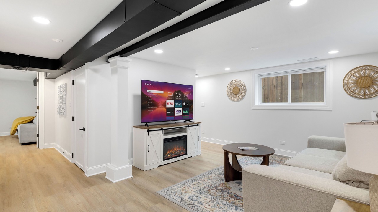 Photo of Livingroom in Brookfield