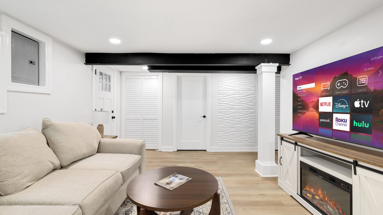 Photo of Livingroom in Brookfield