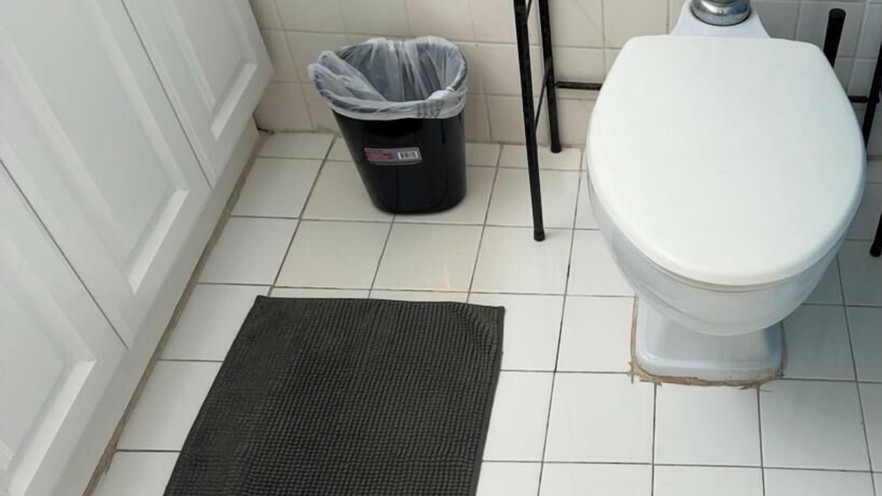 Photo of Bathroom in Hallandale Beach