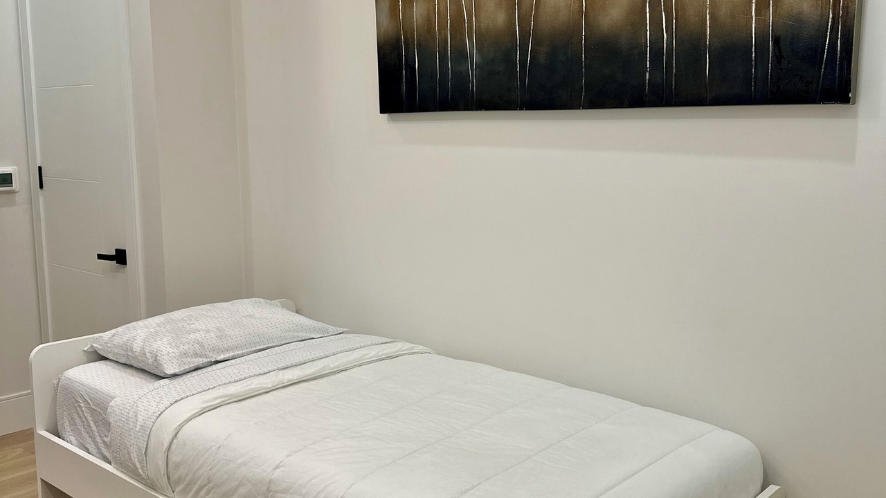 Photo of Bedroom in Grimsby