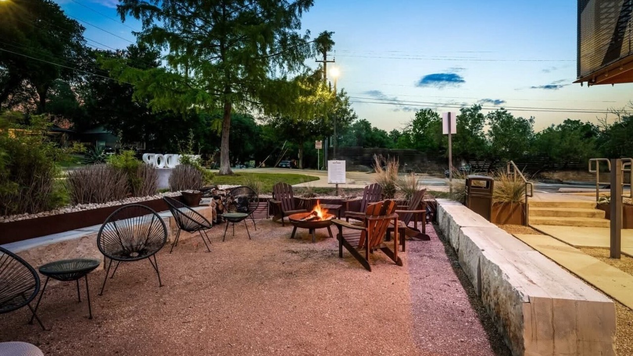 Photo of Patio Balcony in South Lamar