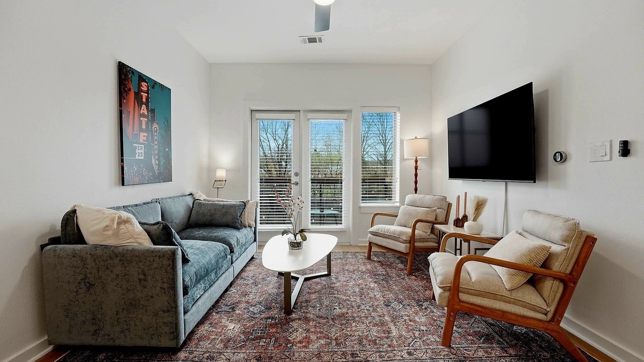 Photo of Livingroom in South Lamar