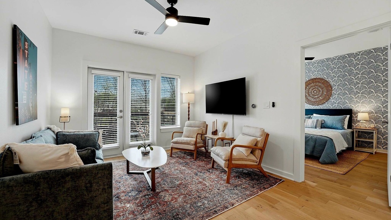 Photo of Livingroom in South Lamar