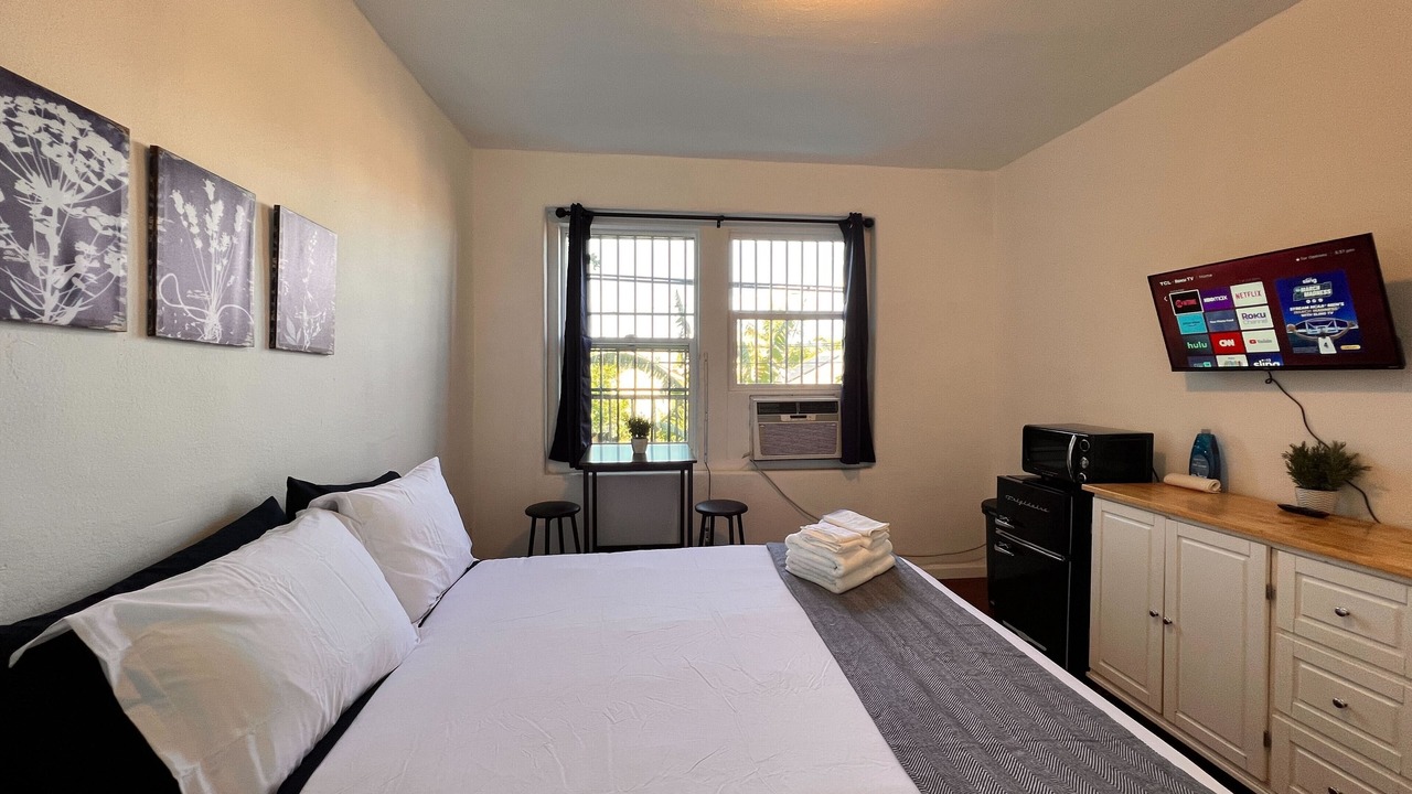 Photo of Bedroom in Westlake
