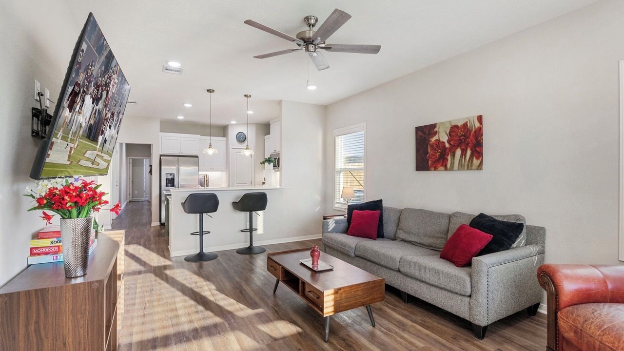 Photo of Livingroom in Allen Forest