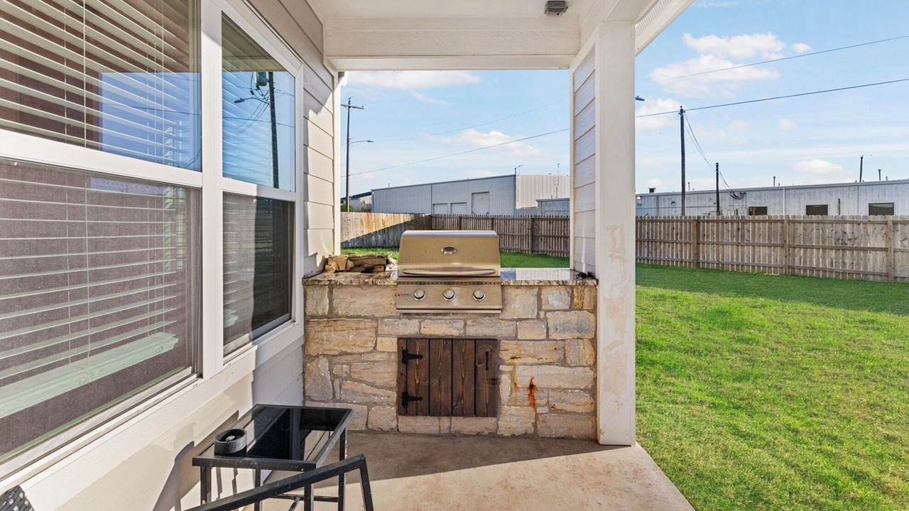 Photo of Patio Balcony in Allen Forest