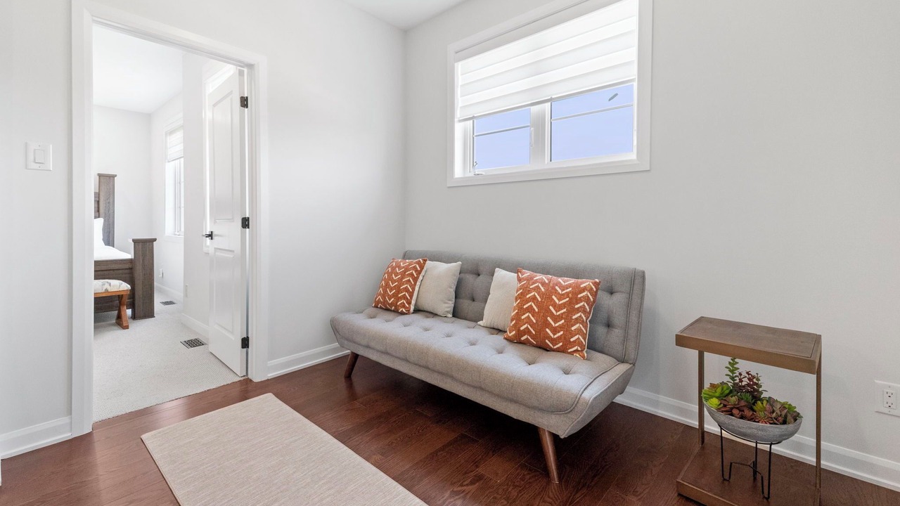 Photo of Livingroom in Ottawa Division