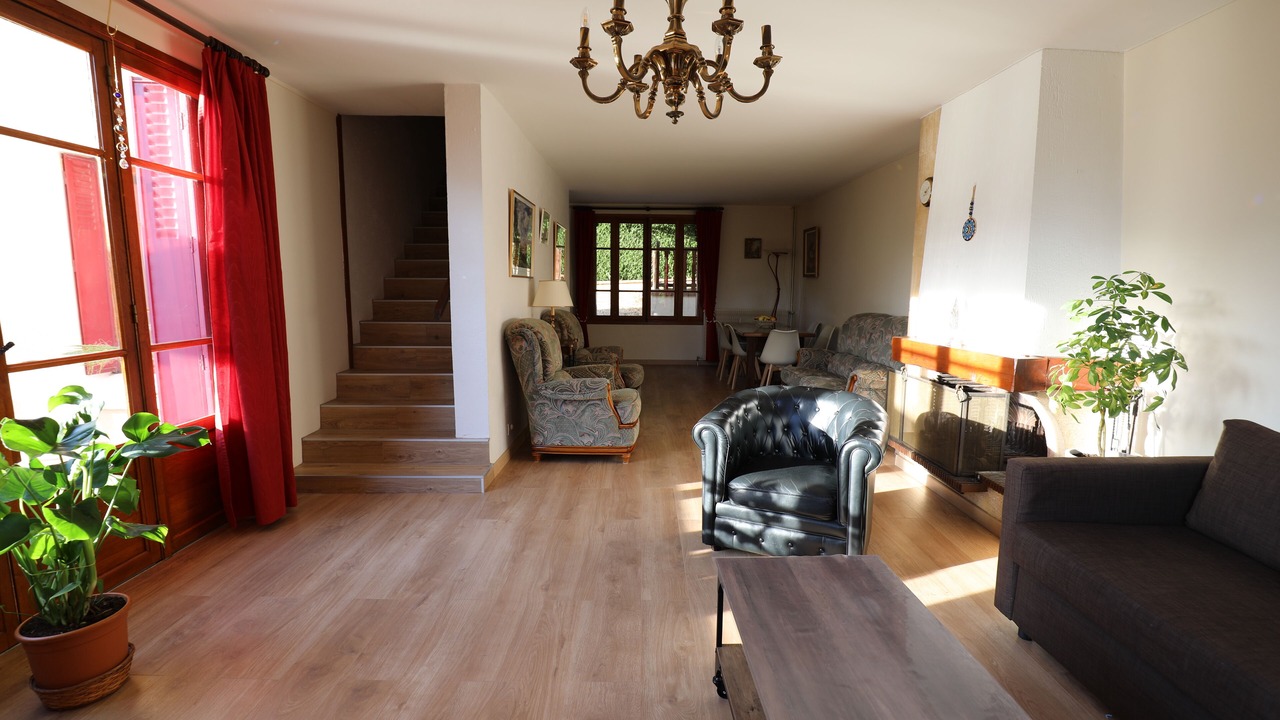 Photo of Livingroom in Saint-Aubin-sur-Yonne