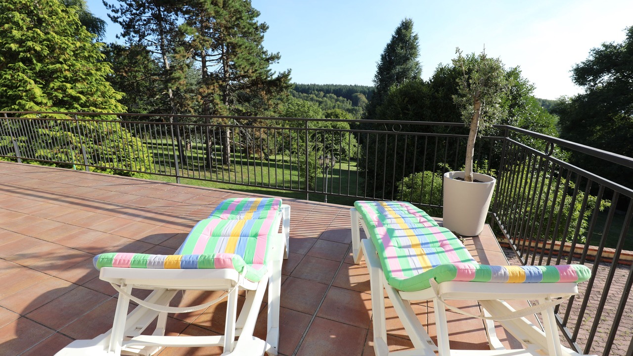 Photo of Patio Balcony in Saint-Aubin-sur-Yonne