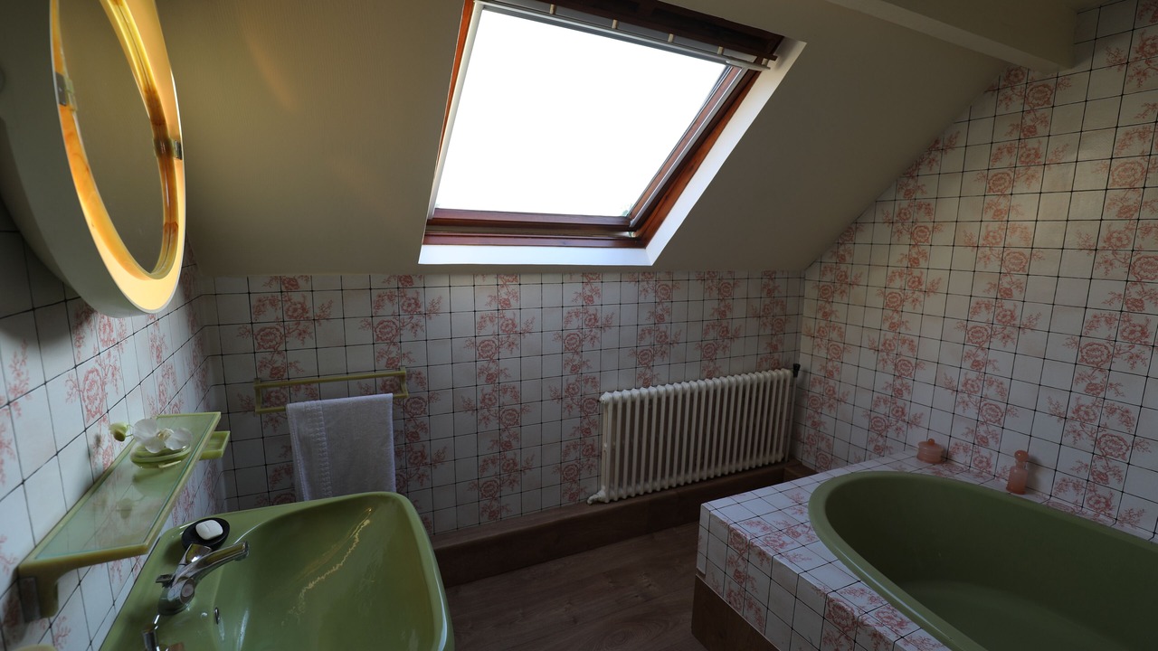 Photo of Bathroom in Saint-Aubin-sur-Yonne