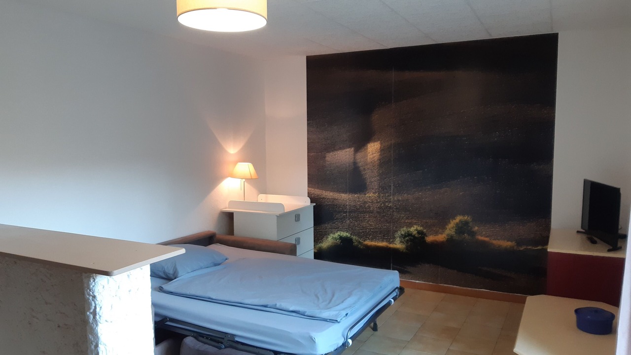 Photo of Bedroom in Pont-Saint-Esprit