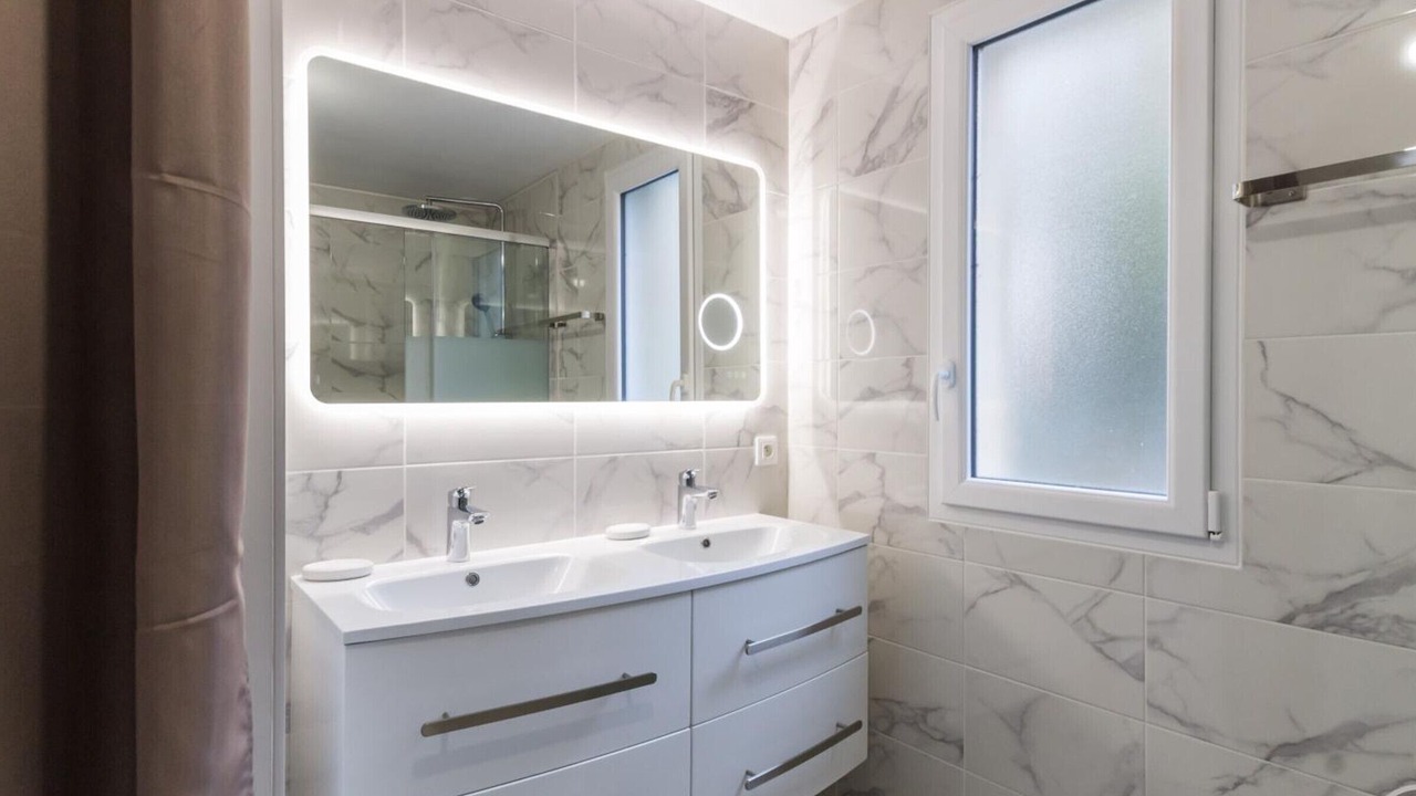 Photo of Bathroom in Annoville