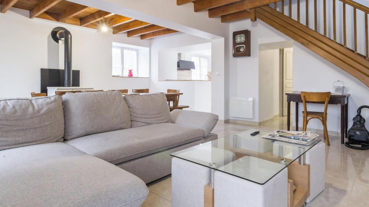 Photo of Livingroom in Annoville