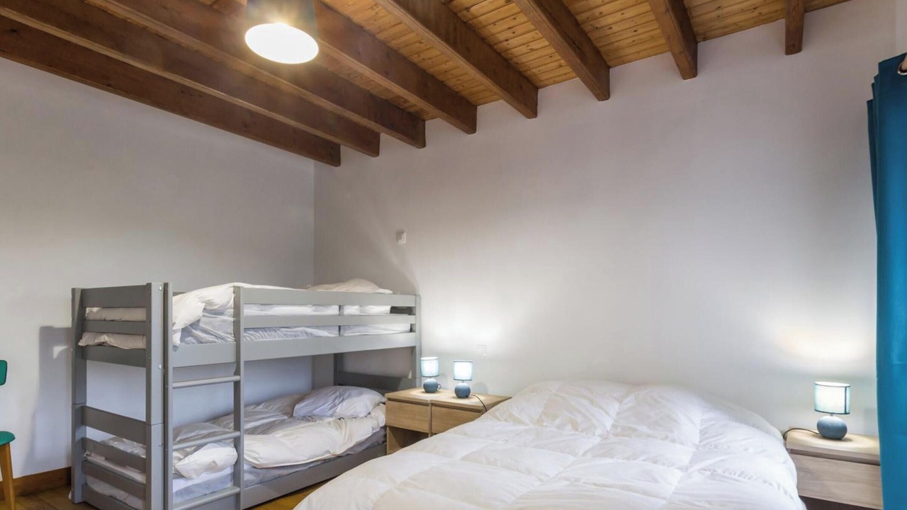 Photo of Bedroom in Annoville
