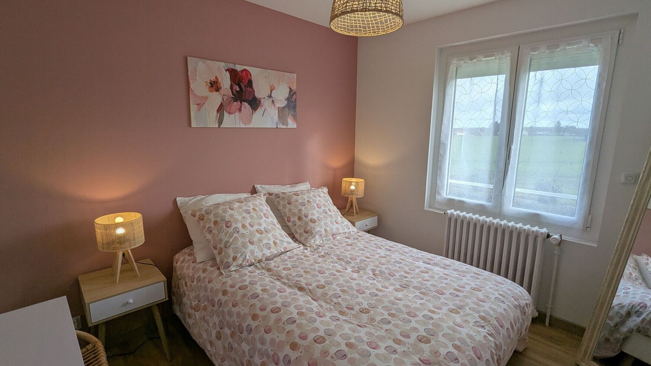 Photo of Bedroom in Chilleurs-aux-Bois