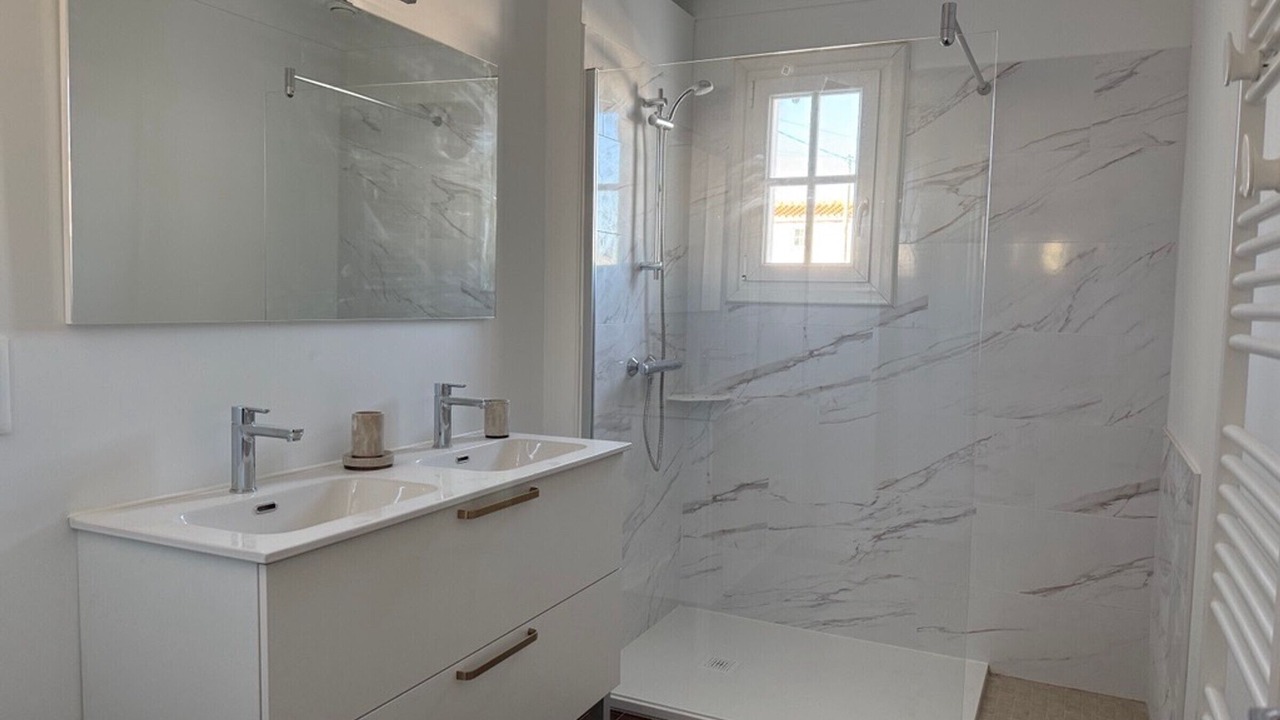 Photo of Bathroom in La Gueriniere