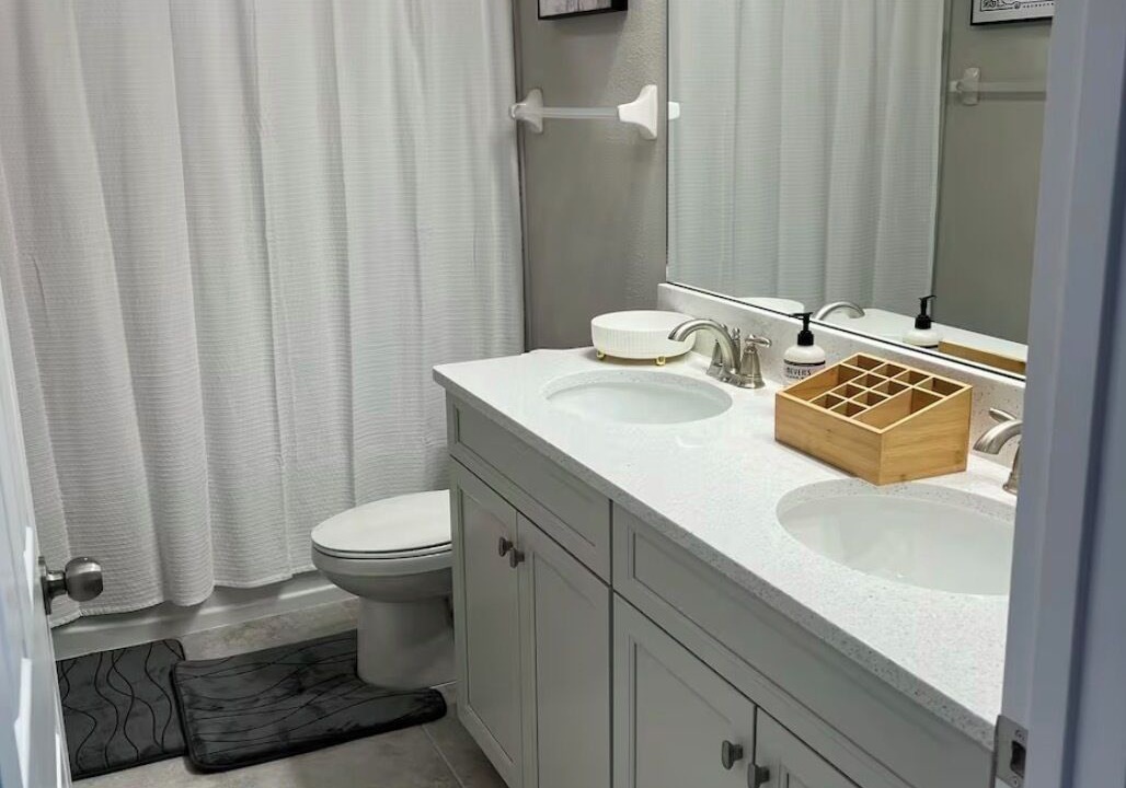 Photo of Bathroom in Zephyrhills