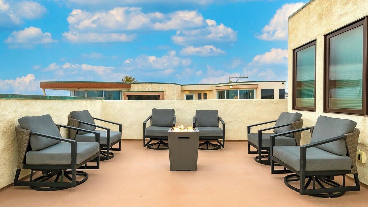 Photo of Patio Balcony in Mission Beach