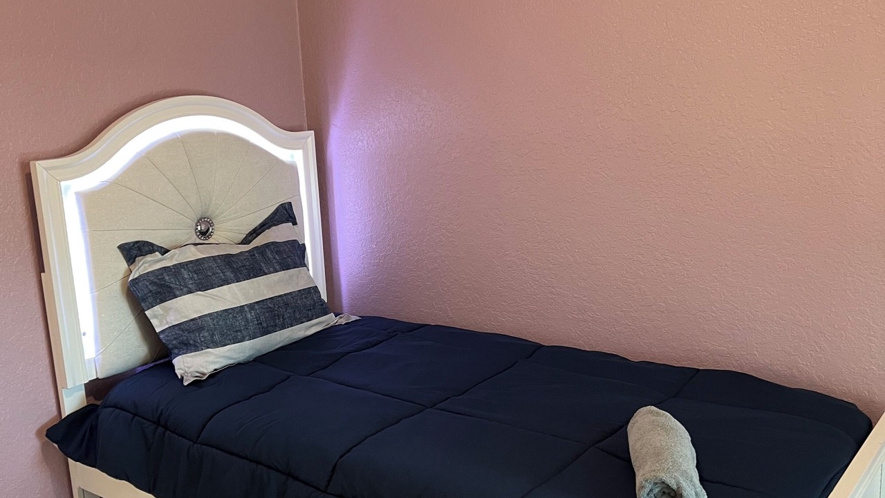 Photo of Bedroom in River Park
