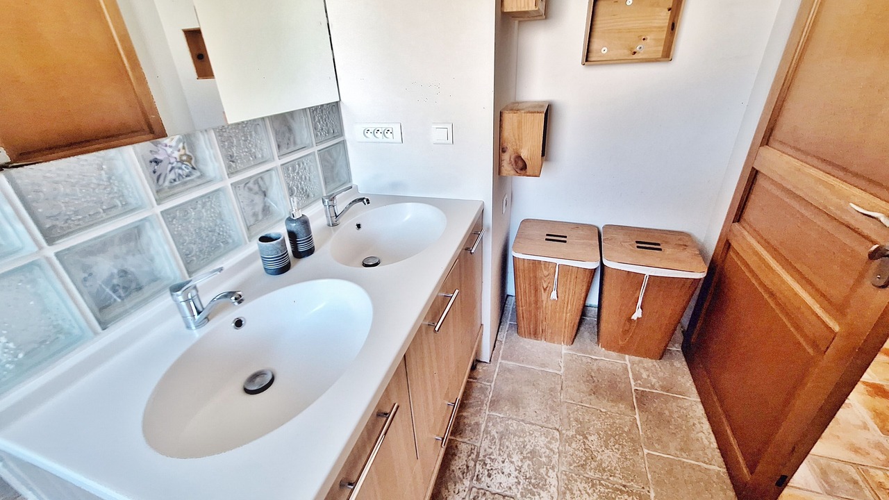 Photo of Bathroom in La Chabossiere