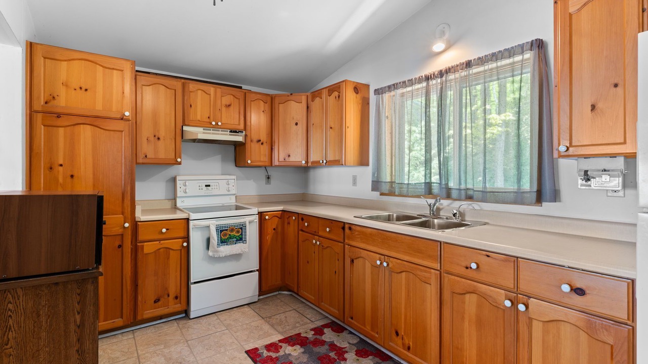 Photo of Kitchen in Grey Highlands