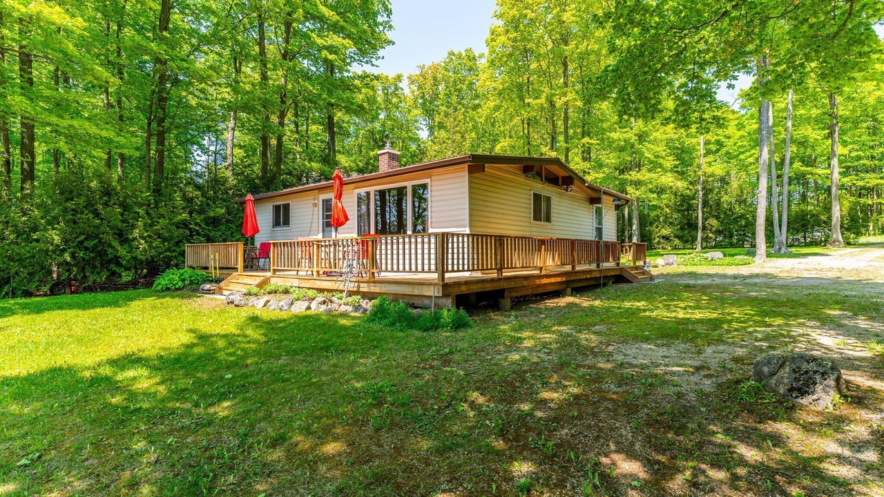 Photo of Outdoor in Grey Highlands