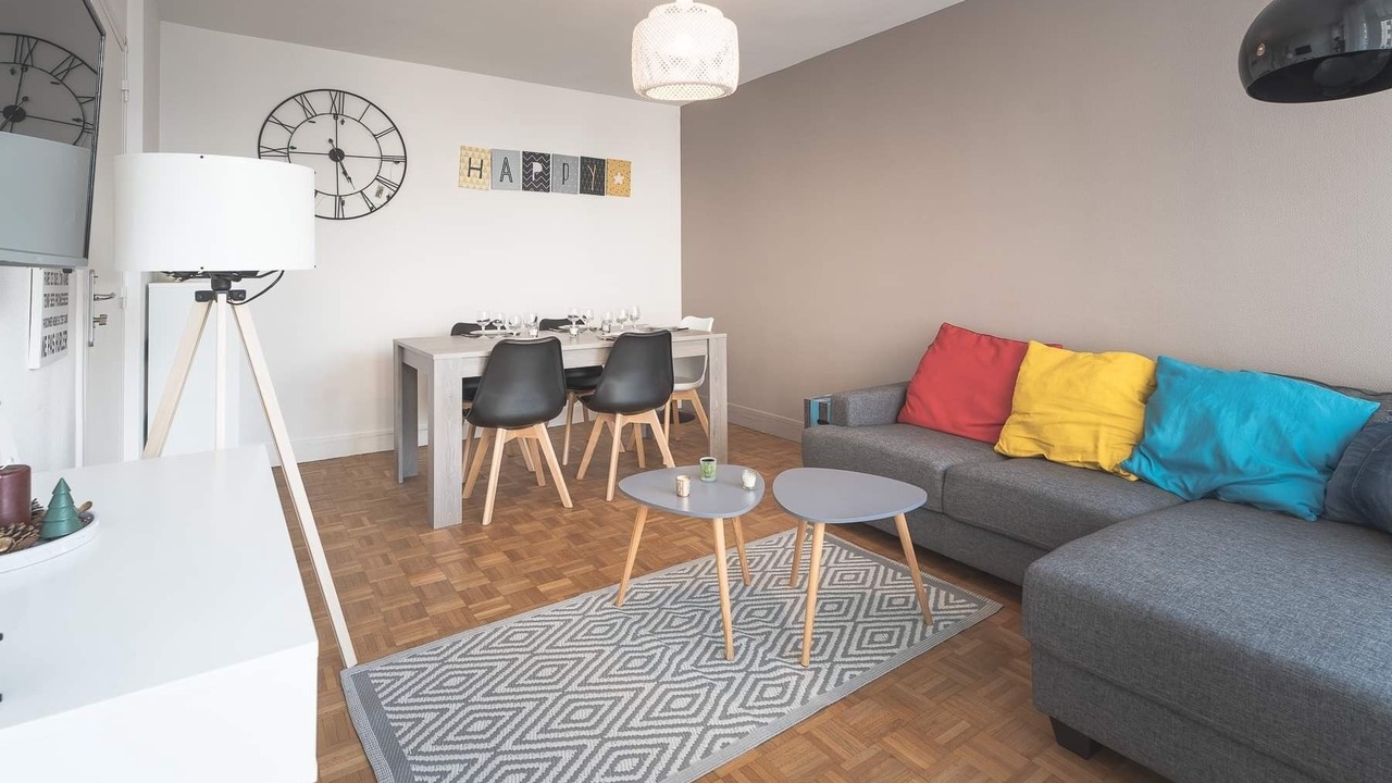 Photo of Livingroom in Republique