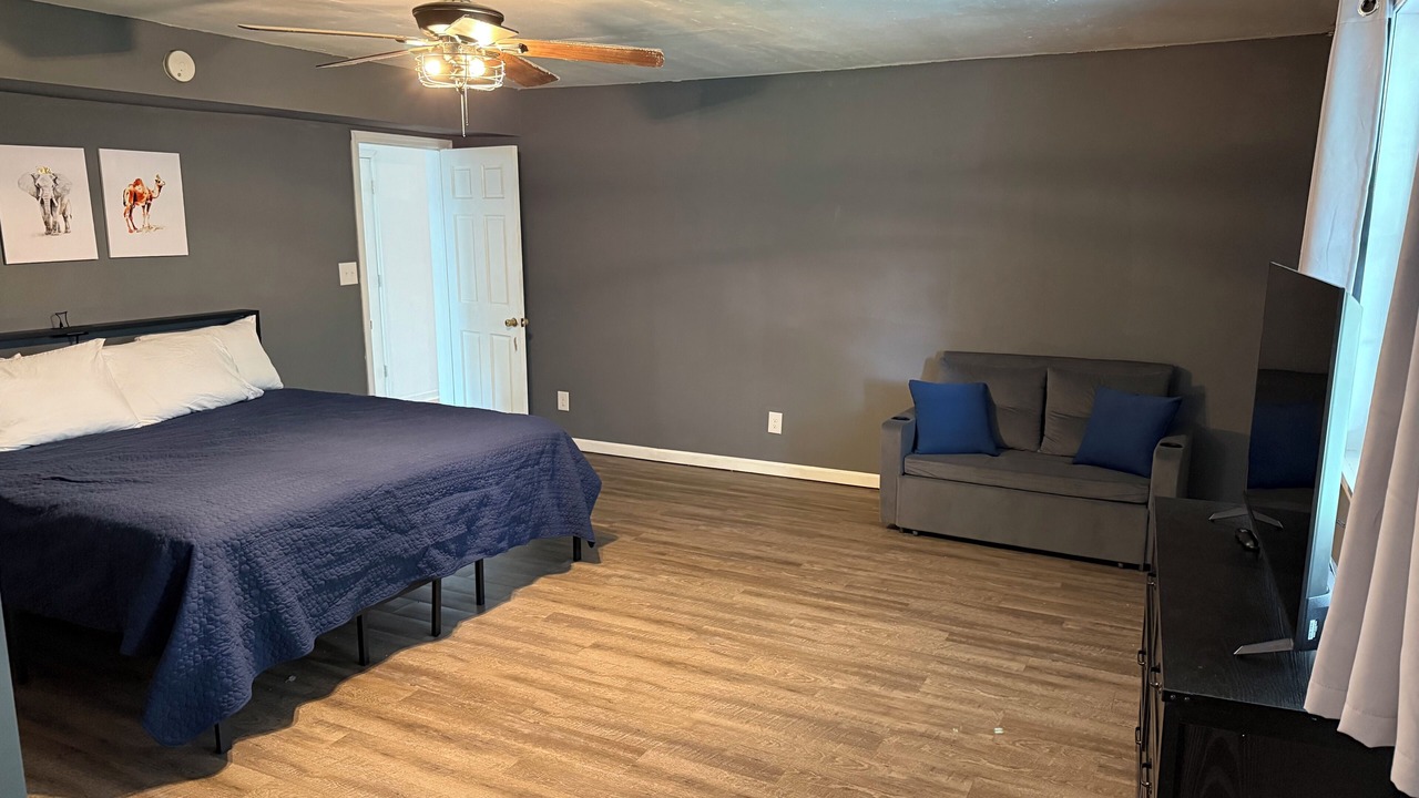 Photo of Bedroom in Etowah